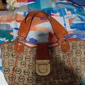 Michael Kors Tan and Brown Shoulder Bag